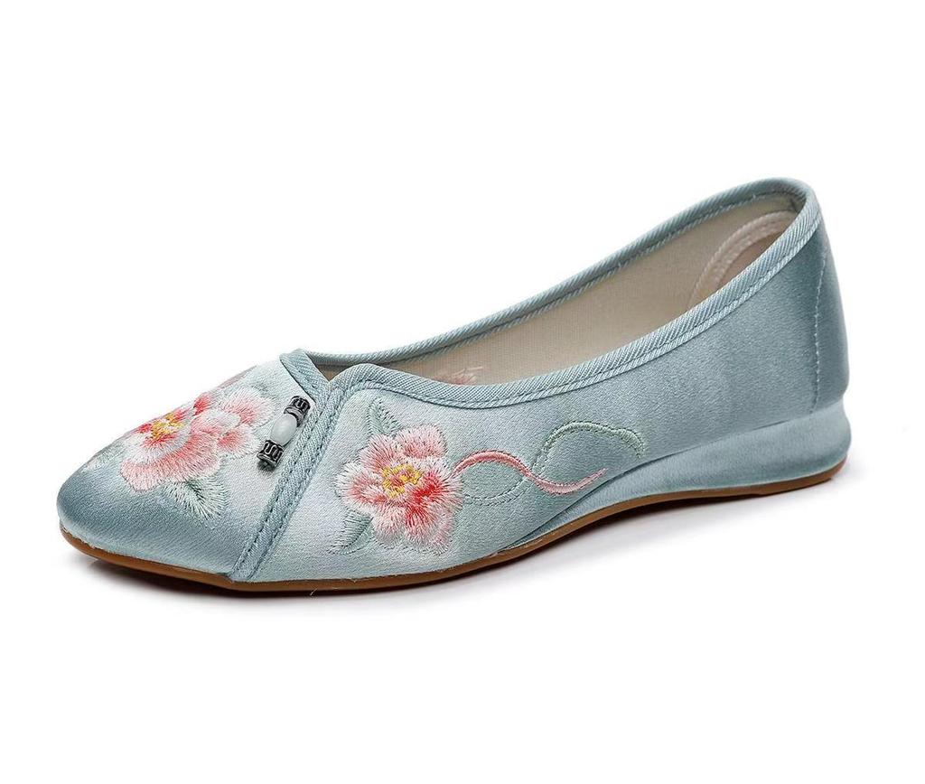 Woman's Chinese Traditional Flat Sole Embroidered Shoe Soft Sole Shallow Slip On Pointed Toe Silk Ethnic Style Cheongsam Shoes