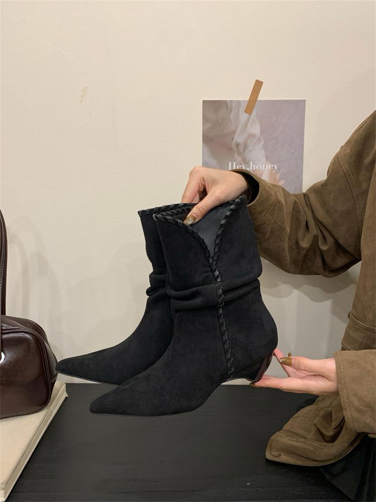 Heel Pointed Suede Pile Boots Medium Knight Boots Women's Boots 2025 Fall/Winter Western Cowboy Skinny Boots