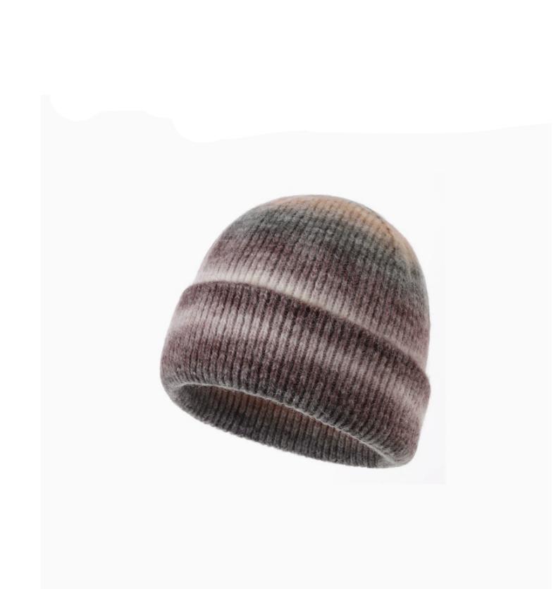 Jacquard Knitting Beanie Cap with Custom Tie-dyeing Cold Protection for Women