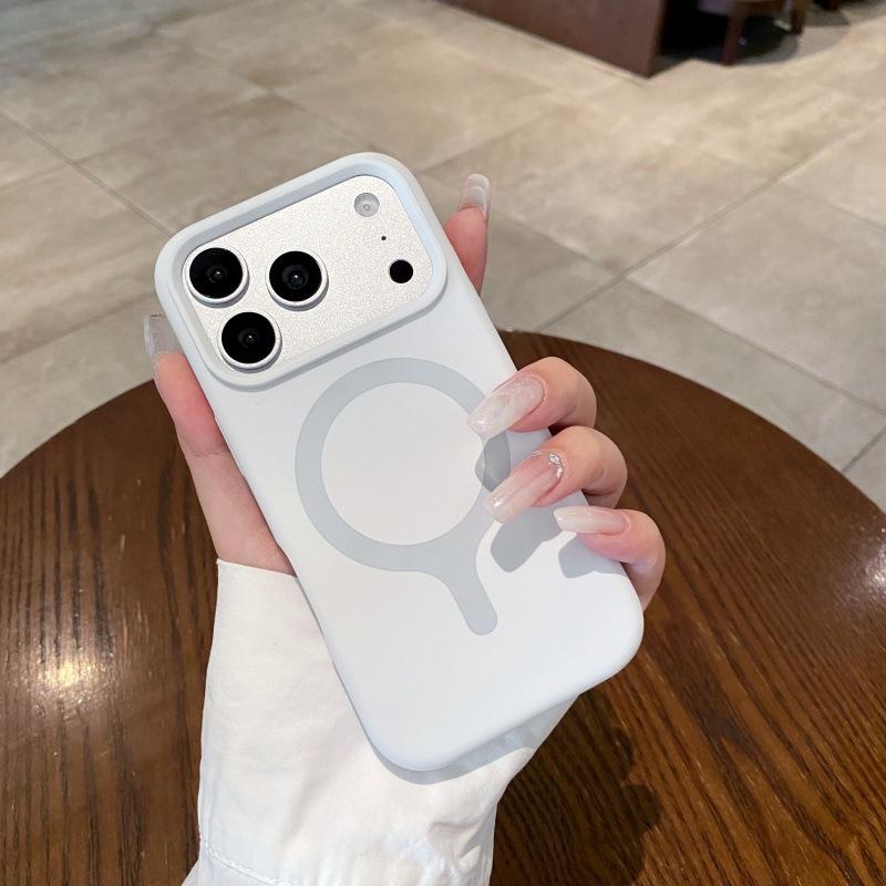 Applicable to iPhone17ProMax liquid silicone contrasting color one-piece magnetic mobile phone case Apple 16 solid color sense