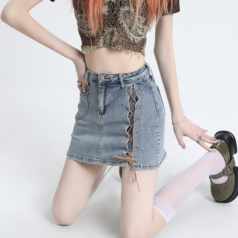 Spring and Summer Denim Short Skirts In Summer New A-lined Lining Anti-exposure Hip-covered Skirt Niche High Waist To Make You Look Slim