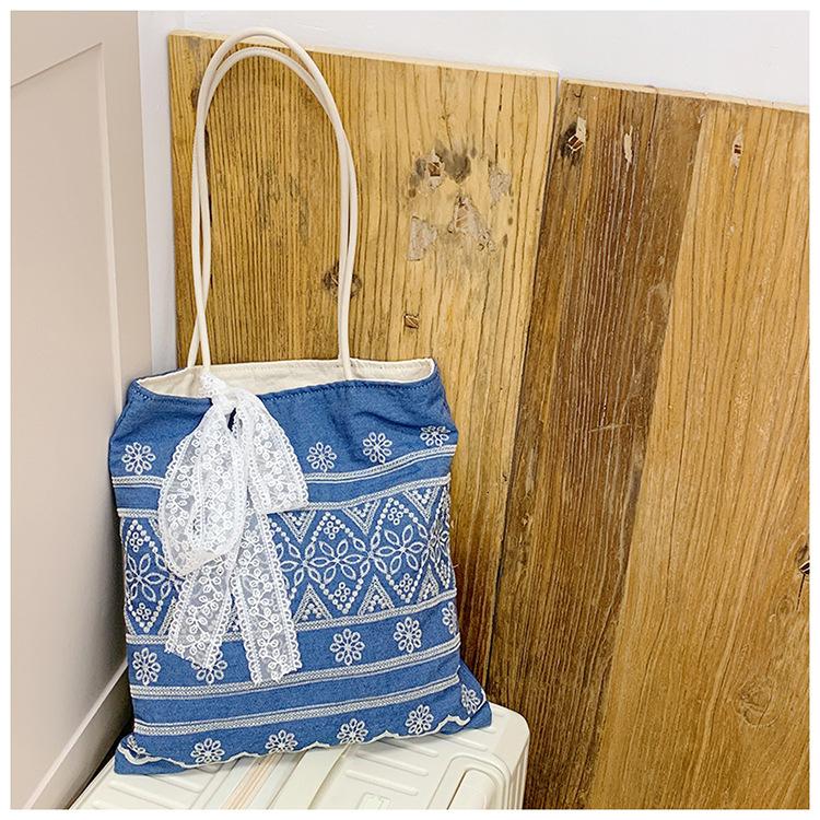 

Cloth bag large-capacity printed handbag travel tote large bag walking shopping bag shopping bag type bag світло-синій колір