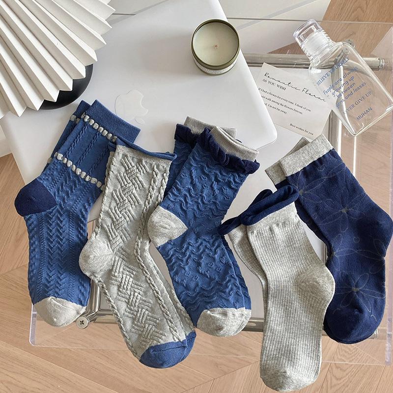 Women's Autumn and Winter New Style Design Sense Trend Color College Wind Tube Stack Socks