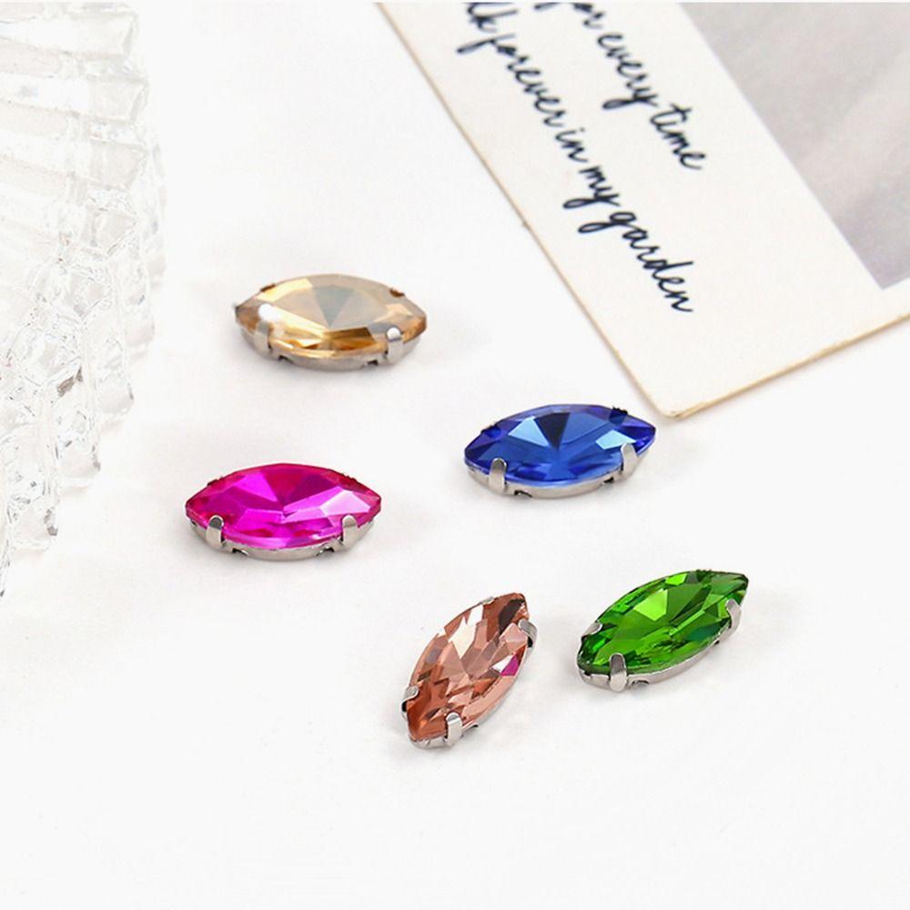 50Pcs/Pack Sew On Glass Crystal Stones With Silver Claw Diamond Beads Ornament  For Needlework