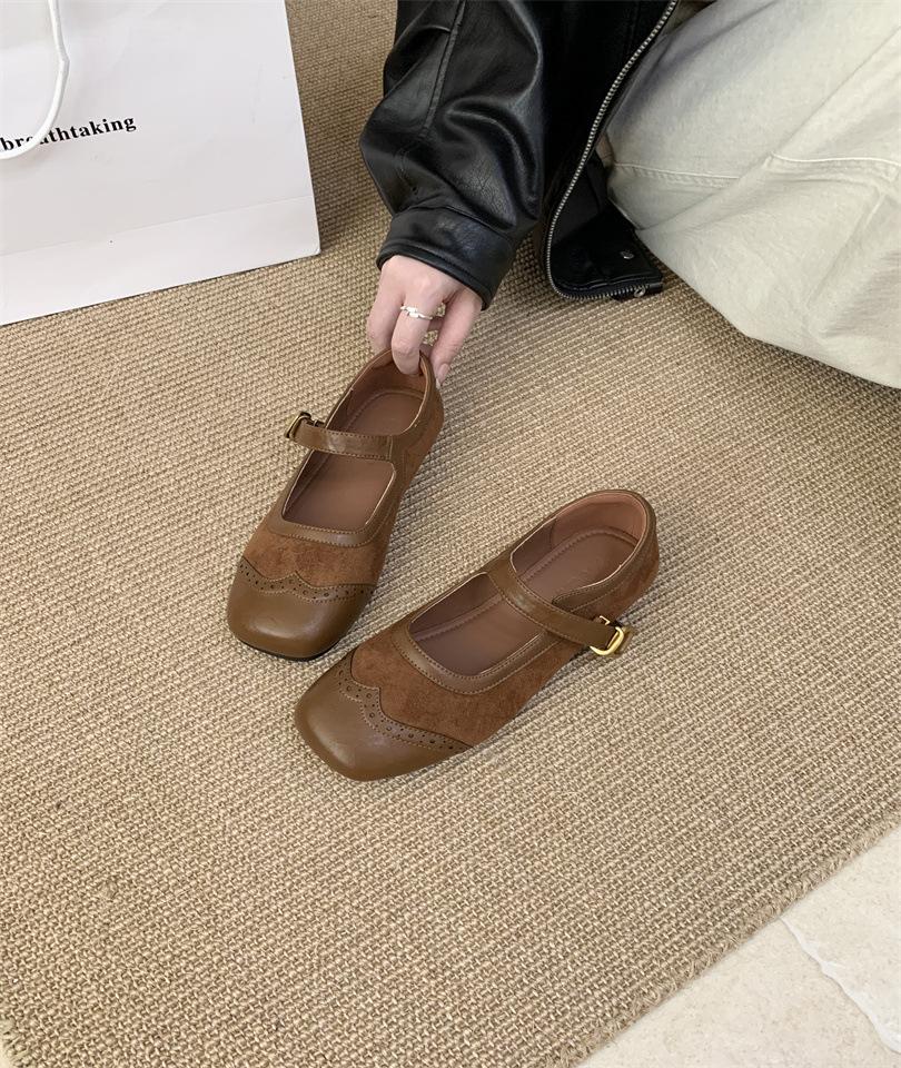 

Retro engraved thick heel Mary Jane shoes women s 2025 new versatile round head shallow mouth single shoes women 39 коричневый