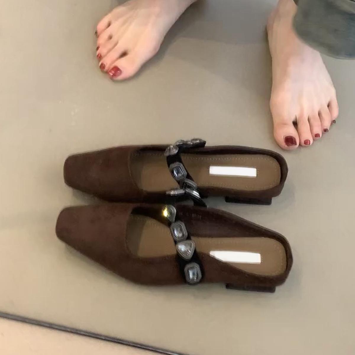 

Sheepskin version~ French temperament bag head half slippers women s rhinestone word with versatile square head low heel single shoes Muller shoes 40 коричневый