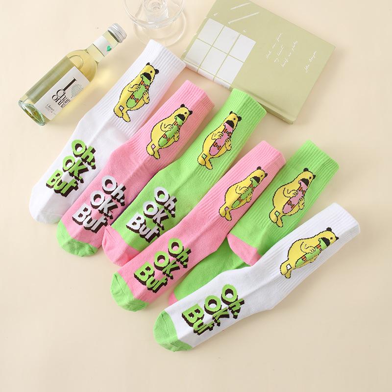 Ladies Spring Fashion Cartoon Letter Movement In Tube Cotton Socks