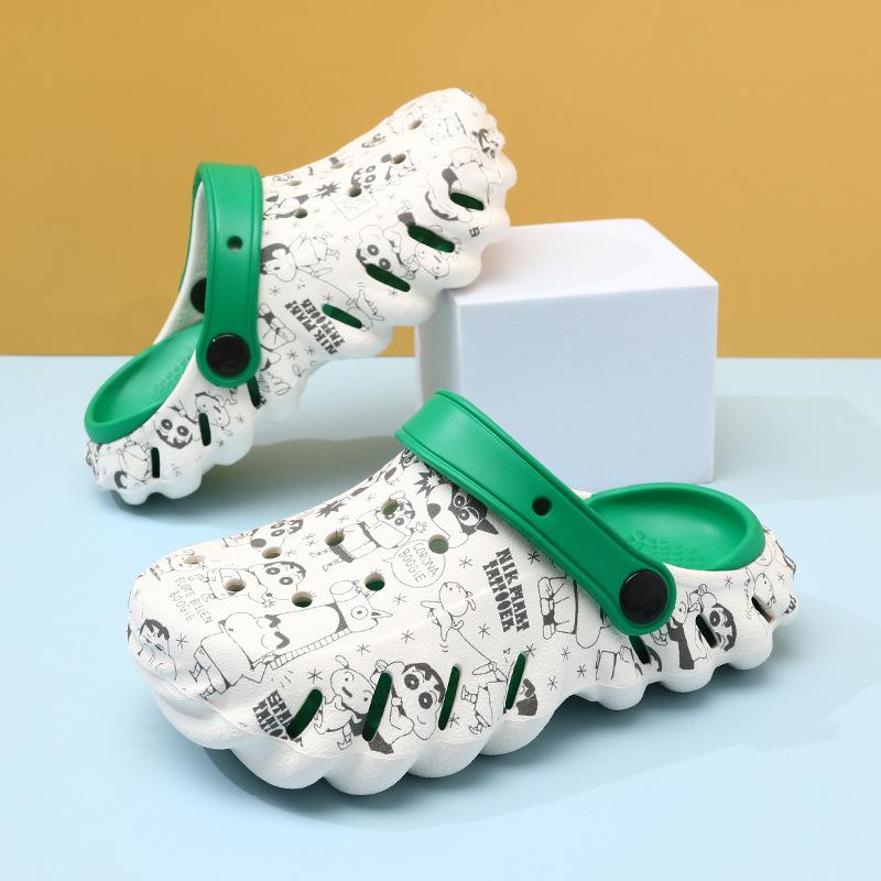 

Cute Themed Cartoon Eva Beach Shoes For Boys Featuring Soft And Flexible Summer Footwear White Green,28/29