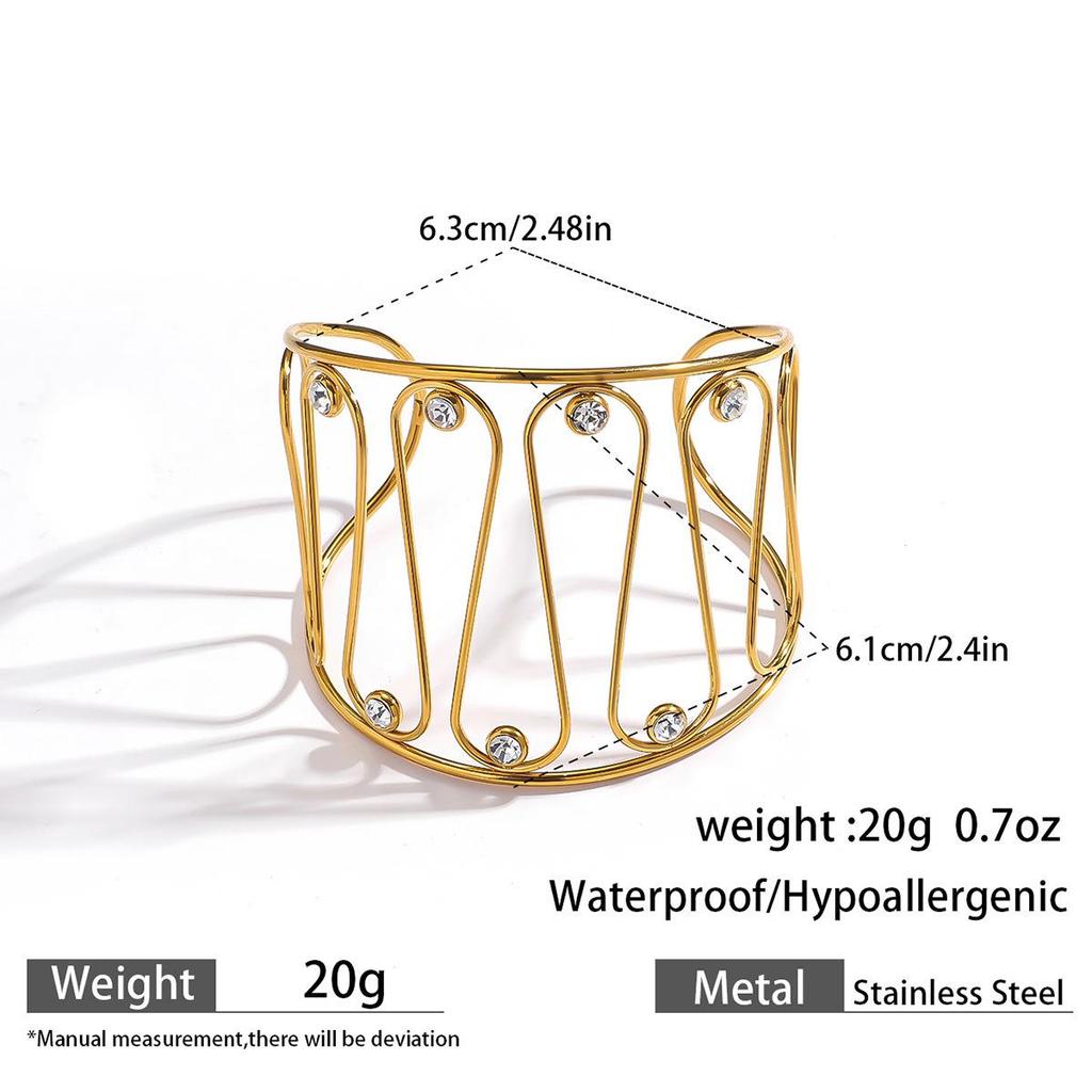 European & American Ocean Style Stainless Steel Bracelet with Starfish, Seashell, Coral Flowers, and Natural Stone Bangle Hand Jewelry.