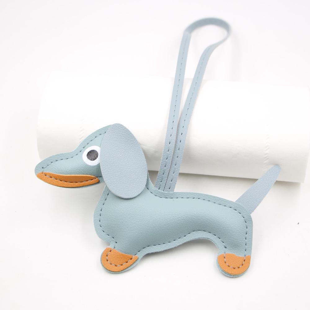 Charm de Couro Dachshund Desenho Animado em Estoque, Chaveiro de Cachorro e Acessório para Capa de Celular