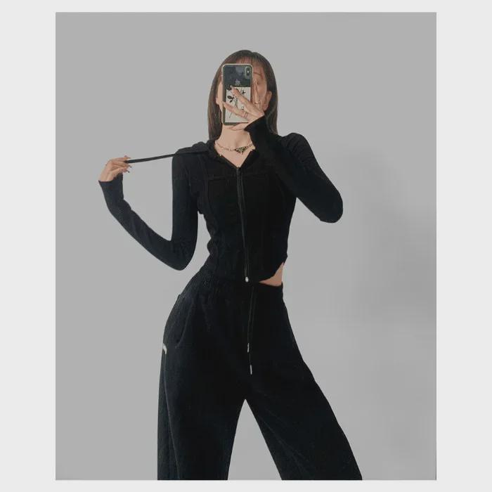 

Женская шикарная осенняя толстовка с капюшоном: Укороченная куртка Sweet & Spicy с длинными рукавами асимметричного кроя