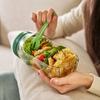 Auslaufsichere Salatschüssel Kunststoff-Salatbehälter mit seitlich zu öffnendem Deckel Tragbare Frühstücks-Fruchtaufbewahrungsbox für Picknick Zuhause Büro