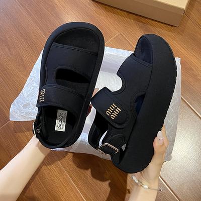Die diesjährigen beliebten Klettverschluss-Plateausandalen Damenmode 2025 neue Sommer leichte Röckchensandalen