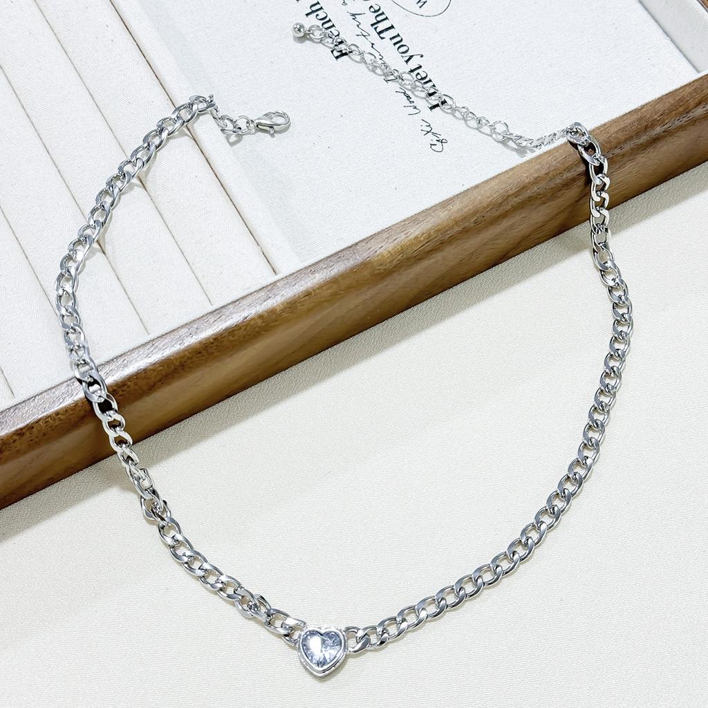 New INS Love Rhinestone Women's Bracelet, Fashionable Light Luxury Niche Heart-shaped Stacked Cuban Necklace