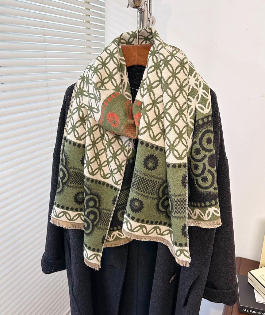 Printing Fashion Luxury  Designer Winter Women Scarf Cashmere Thicken Warm Shawl Pashmina Scarves Poncho Wrap Ladies