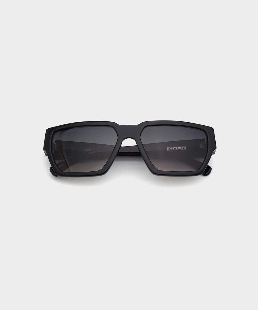 Eiemaiweeo Karmi Black