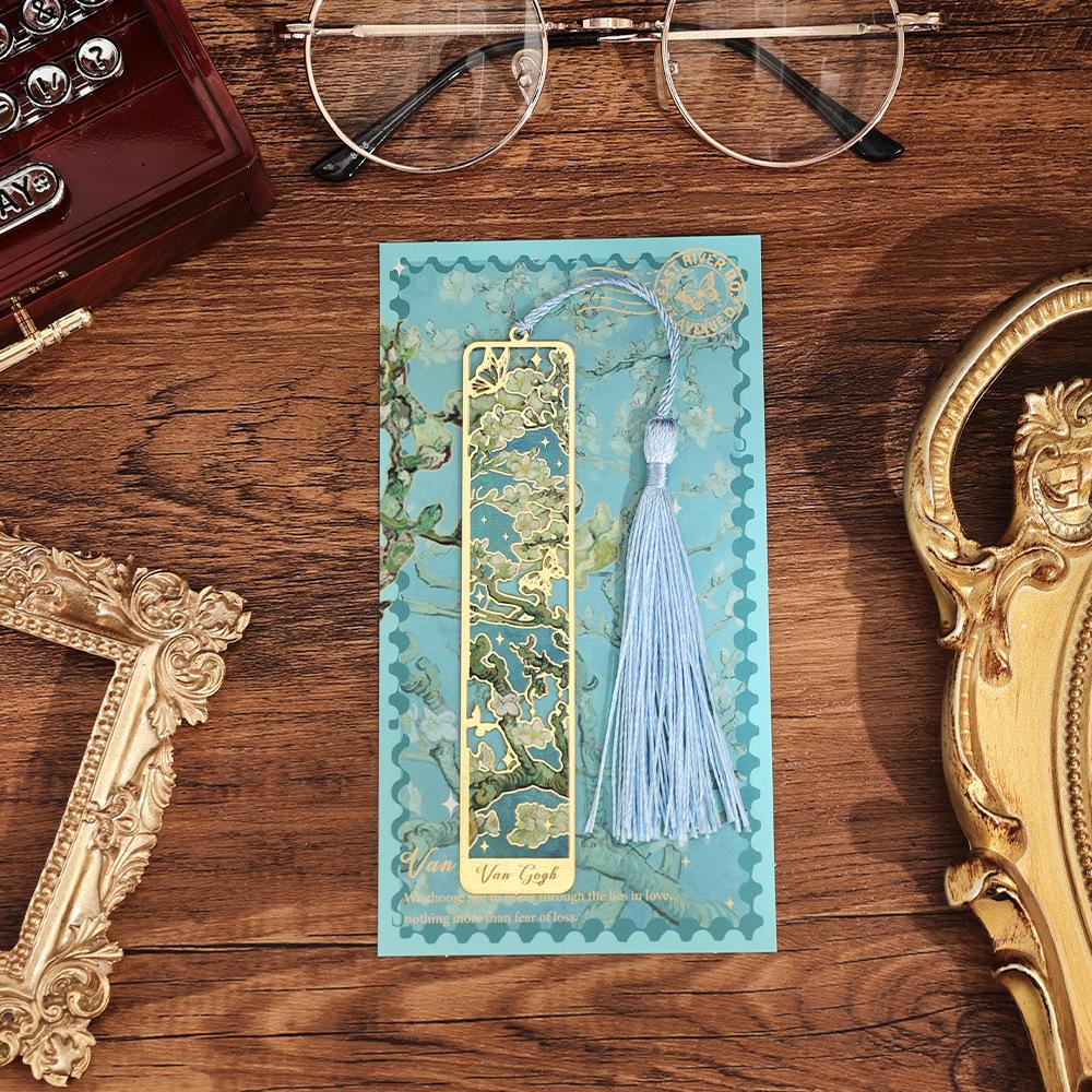 1PC Exquisite Floral Painting Metal Bookmark Hollow Bronzing Bookmark With Tassel Gifts For Book Lovers Writers Readers Students