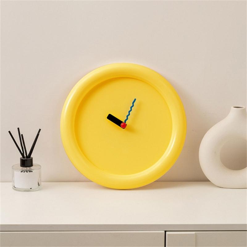 Fashion Bubble Clock in Cream Color Elegant Quiet Movement Wall Hanging or Table Clock for Home Office Decoration Gift