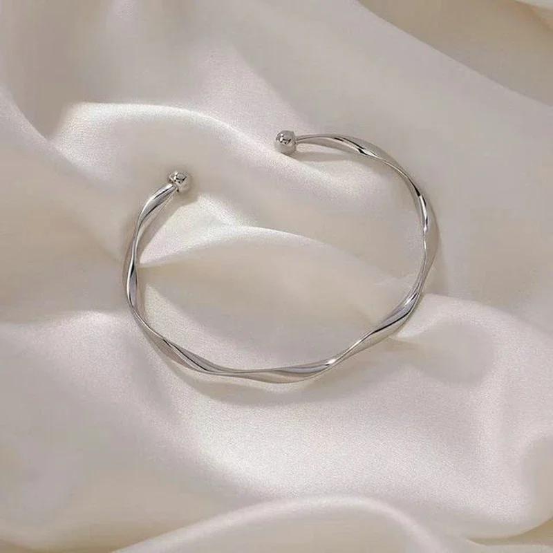 Simple Vintage Irregular Mobius Twist Open Cuff Bangle Bracelets For Women Gold Color Adjustable Zircon