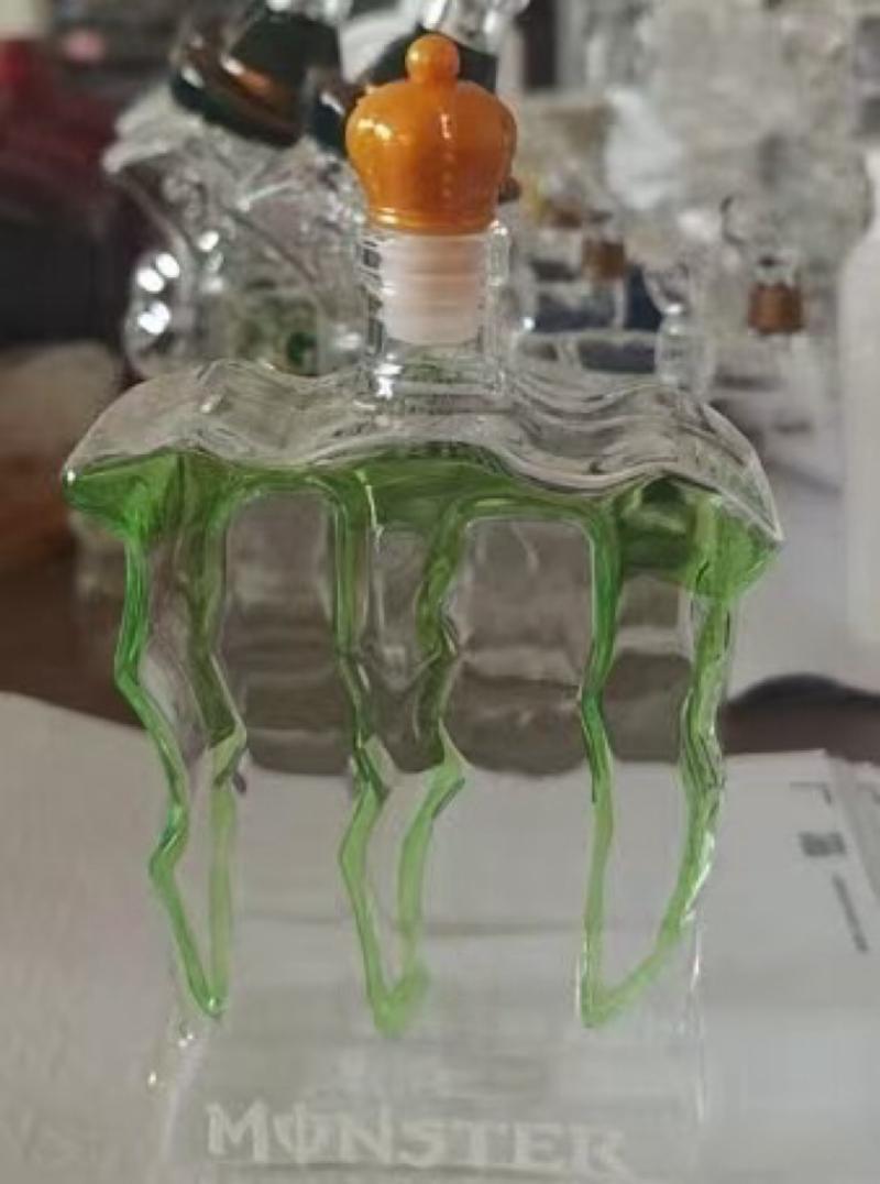 

Креативная стеклянная бутылка с верхушкой в виде короны и ножками-когтями монстра, Новинка, графин для виски для декора бара, Уникальный контейнер для алкоголя, Подарок