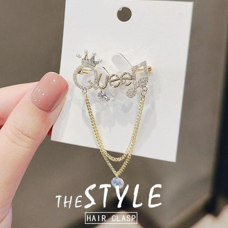 Trendy Rhinestone Crown Queen with Tassel Brooches Lapel Pins for Women Clothes Sweater Pin Accessories Jewelry Gifts