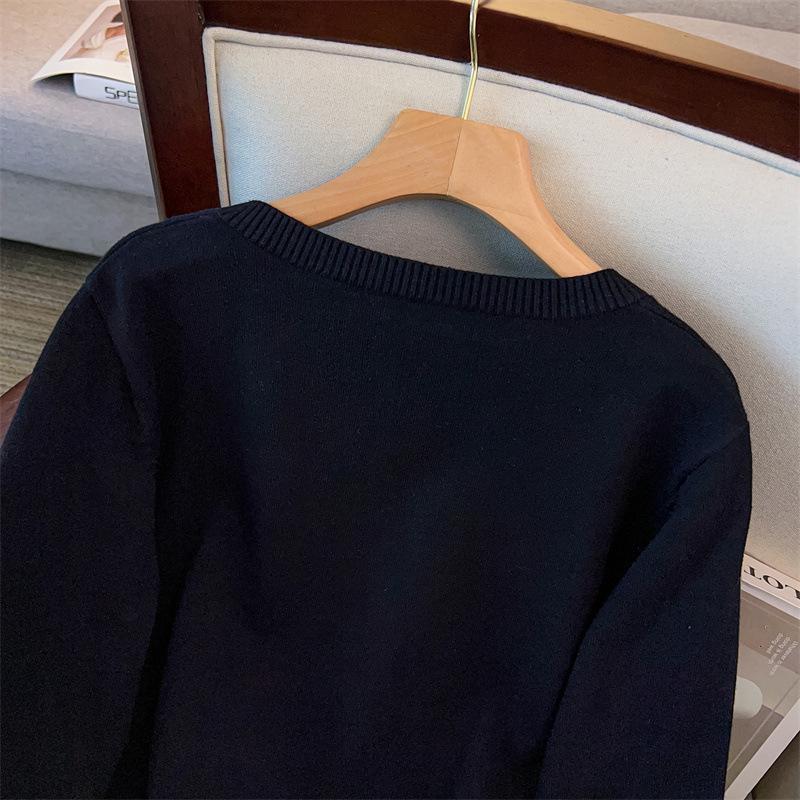 Plus Size Women's Knit Pullover Sweater, Bust 150/160, Fits 200-350 Jin, Style 8096.