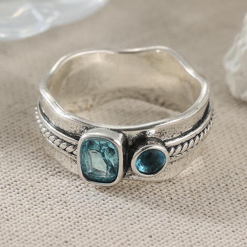 Vintage Inlaid Sea Blue CZ Women's Ring Sparkling CopperColor Hand Carving Daily Wear Party Jewelry Anniversary Gift