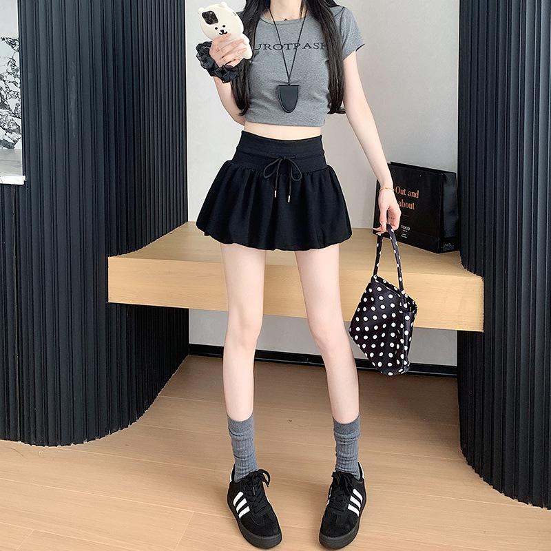 2025 Autumn Black High-Waist A-Line Skirt for Women: Slimming, Fluffy, Elastic Fit