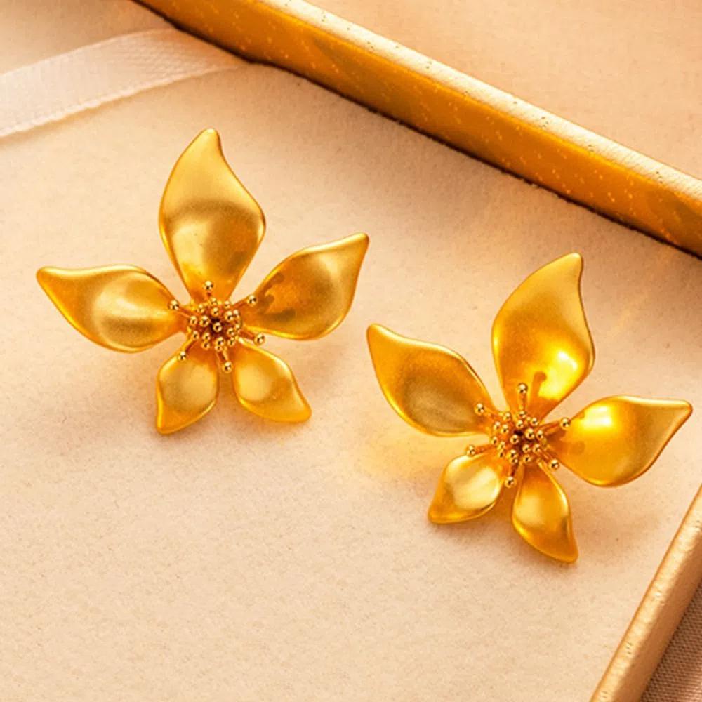 Solid Color Pearl Ear Studs Elegant Flower Earrings Jewelry Creative Ginkgo Leaf Earrings Gift