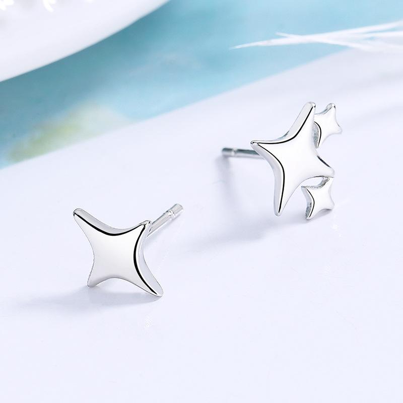 S925 Pure Silver Asymmetric Star Earrings for Women; Simple and Cold Temperament Four-pointed Star Earrings; Light Luxury Earrin