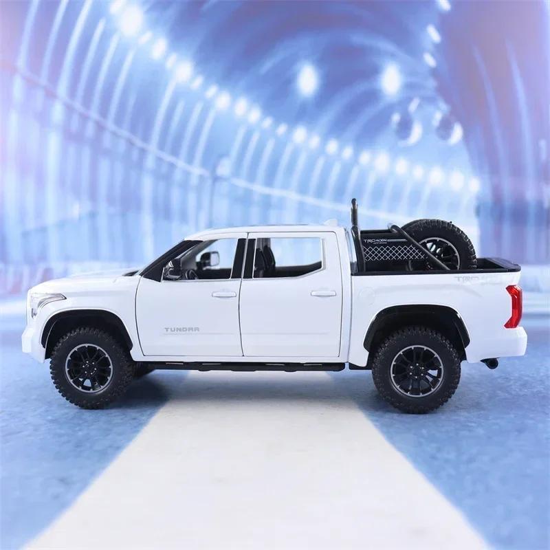 1:24 Toyota Tundra Pickup Off-road Vehicle Diecast Metal Alloy Model Car Sound Light Pull Back Collection Kids Toy Gifts A591
