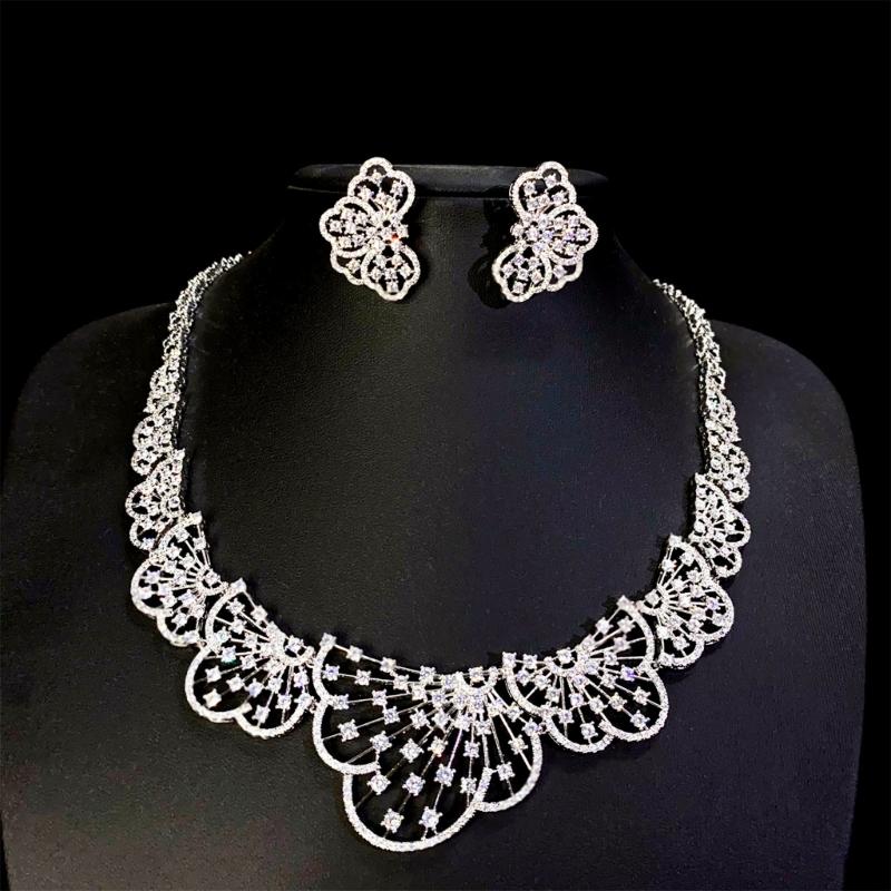 Fashionable Zirconia Necklace and Earring Set Featuring Gold Plating Accessory for Formal Event and Parties Supplies