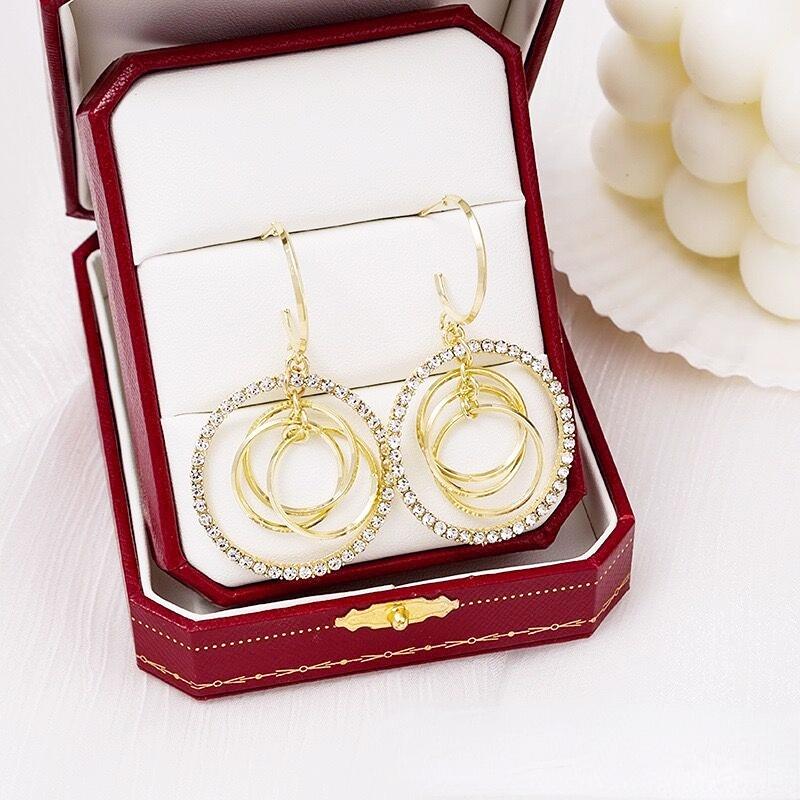 2022 Neue Mode Kreis Hängeohrringe Strass Metallohrringe Temperament Elegant Damen Anhängerohrringe Exquisite Geschenke