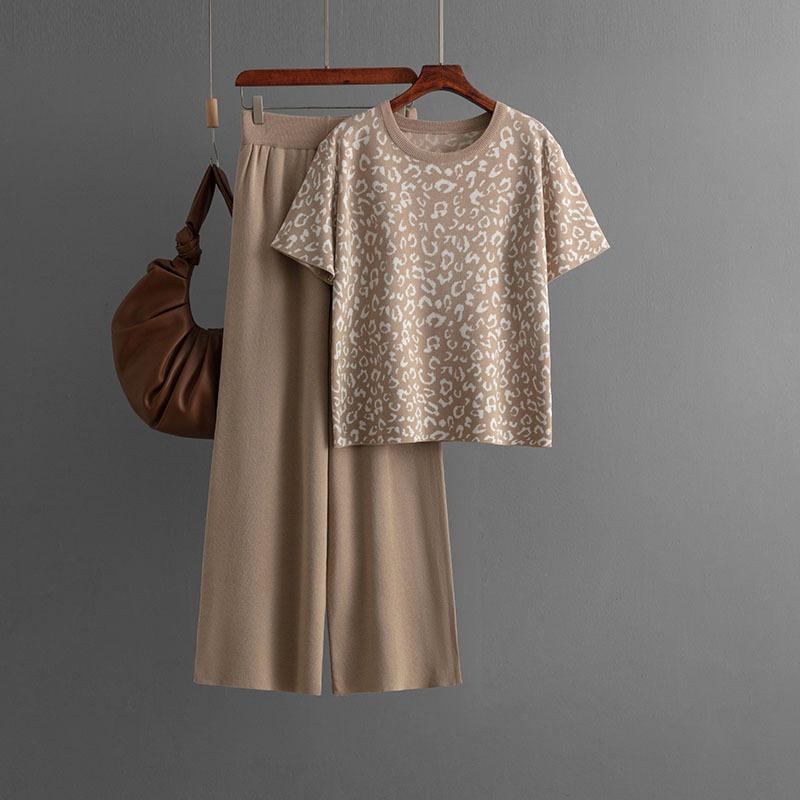 Large size summer wear women's two-piece set, new fashion women's clothing, leopard print knitted fashion suit women's