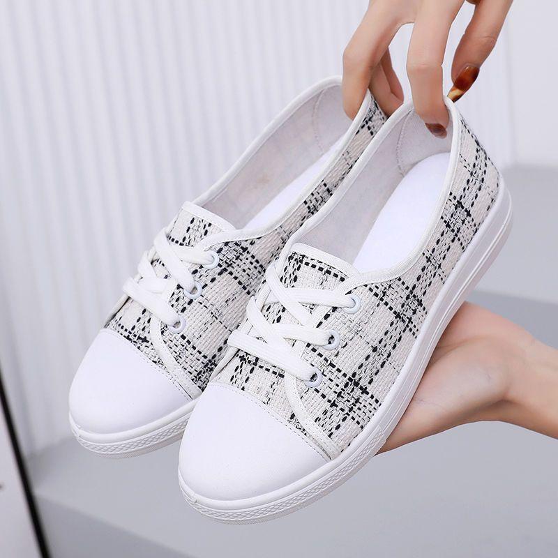 Summer New Canvas Shoes for Women Fashionable and Breathable One Step Shoes for Women Versatile Flat Shoes for Female Students