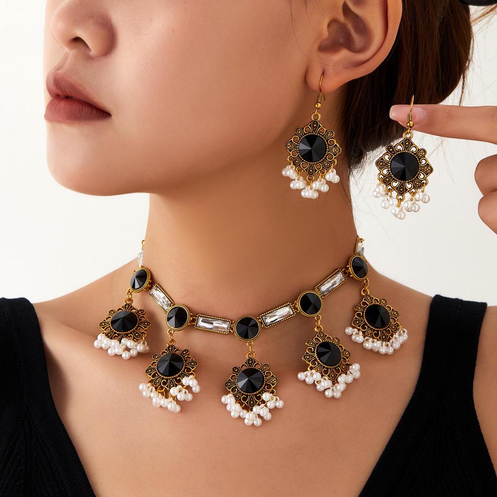 European & American Ethnic Geometric Gemstone Jewelry Set: Necklace & Earrings