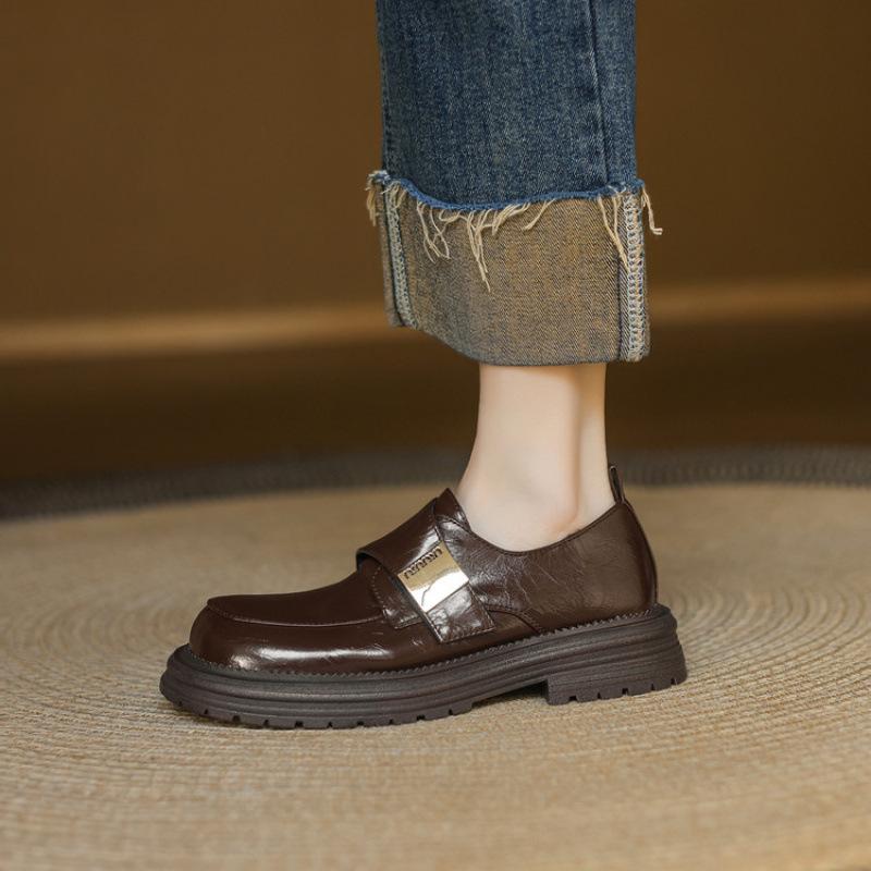 

Новые удобные туфли на толстой подошве, нескользящие, из маленькой кожи, с круглым носком, повседневные, черные, на низком квадратном каблуке, для ношения в любое время года, резиновые женские туфли 39