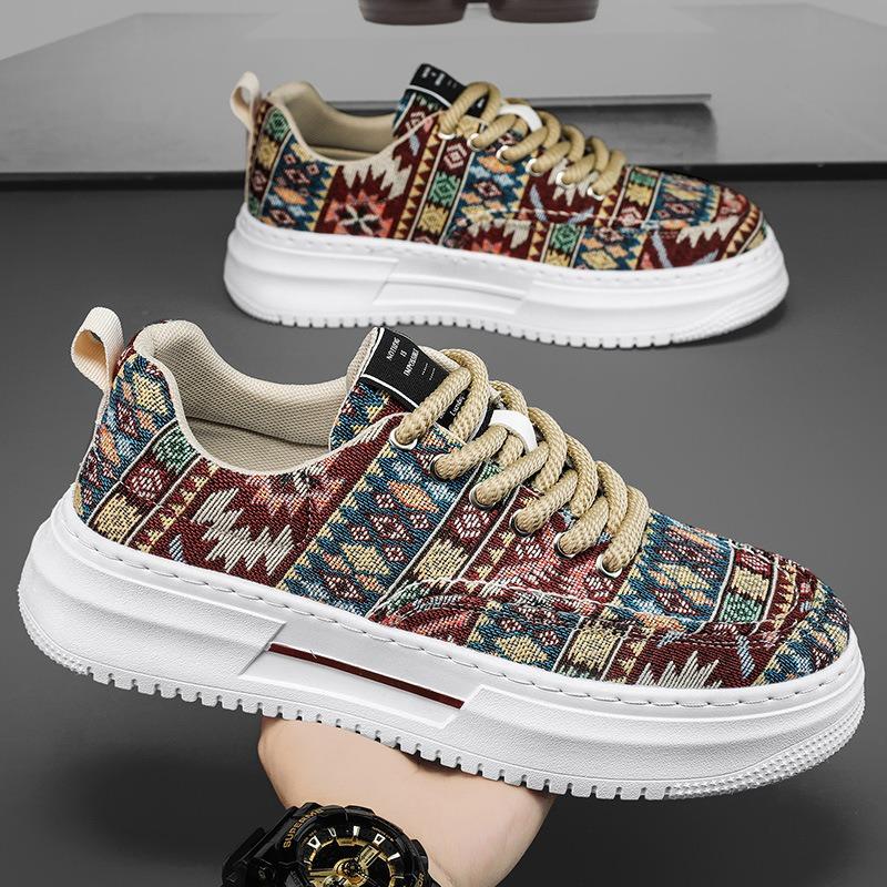 Frühling neuer Trend vielseitige atmungsaktive Herrenschuhe Outdoor-Sport- und Freizeitschuhe hoher Wert Board-Schuhe trendy