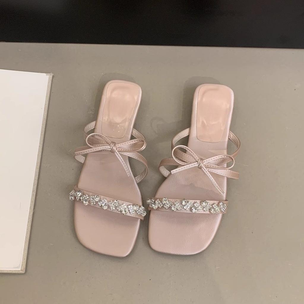 Rhinestone bow one-word slippers for women's summer wear, new gentle matching skirt, beautiful thick heel sandals