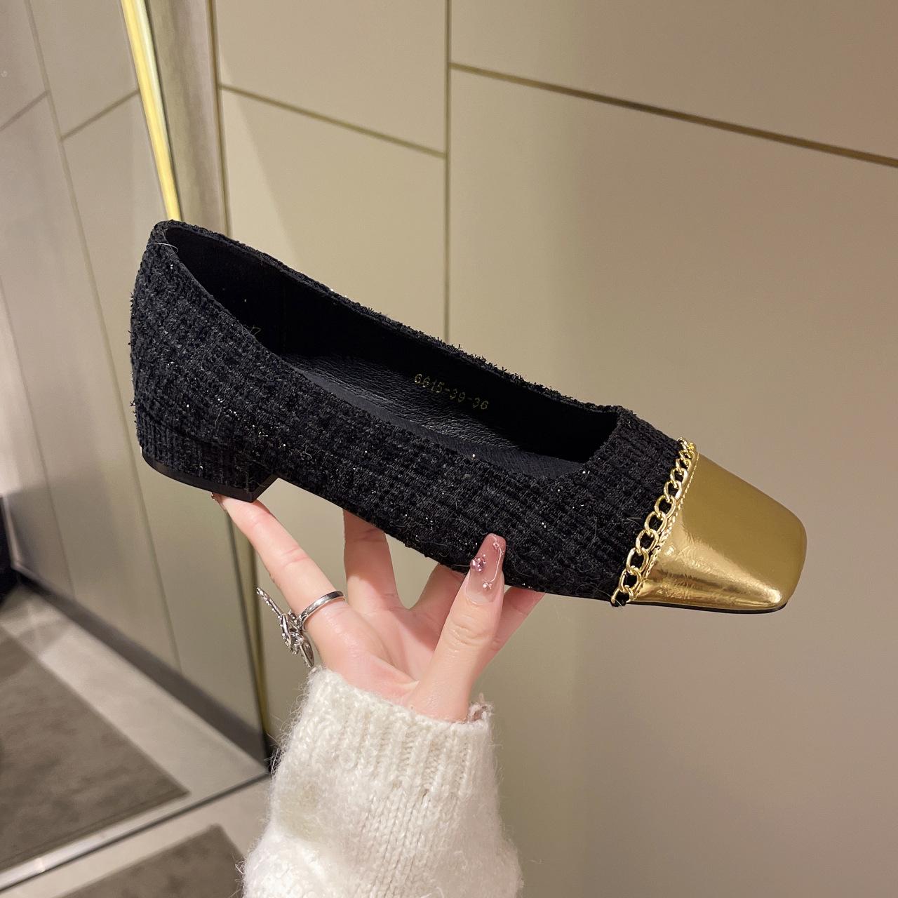 

Маленькие туфли 2024 года, осень, новые, маленькие, ароматные, ветряные, квадратные, с металлической цепочкой, на толстом каблуке, женские 40 золотой