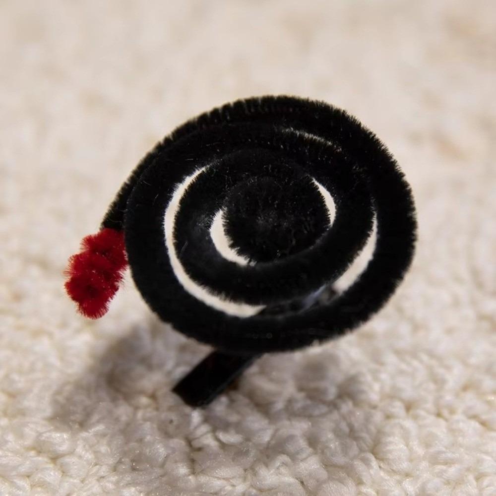 

Soft Plush Toys Simulated Insect Spring Hairpin Cute Mosquito Hairpin Joke Props 2