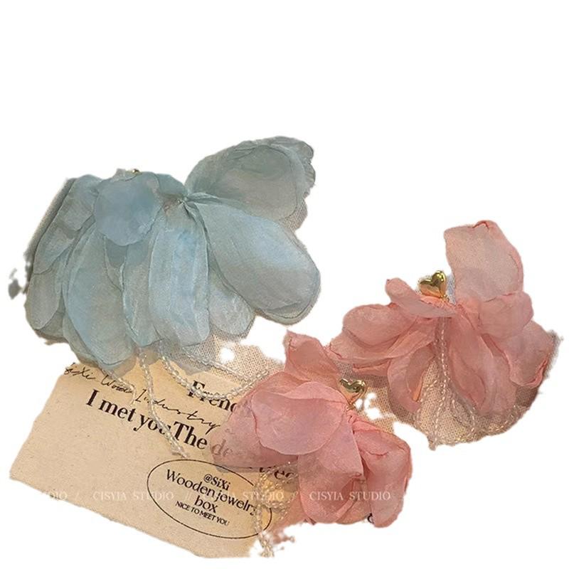 Mint Mambo Floral Heart Tassel Beaded Earrings: High-End Spring/Summer Stud Earrings 2024.