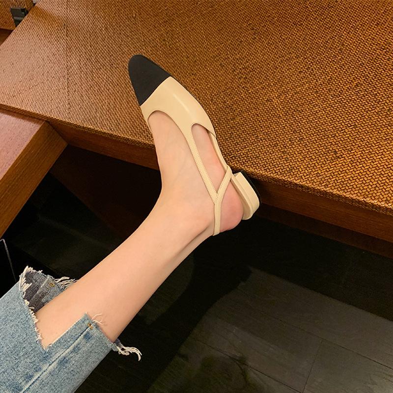 Traubenmutter gleiche 2025 neue französische kleine duftende Stil Farbabstimmung Tasche Kopf leer Sandalen runder Kopf Temperament niedriger Absatz Sandalen
