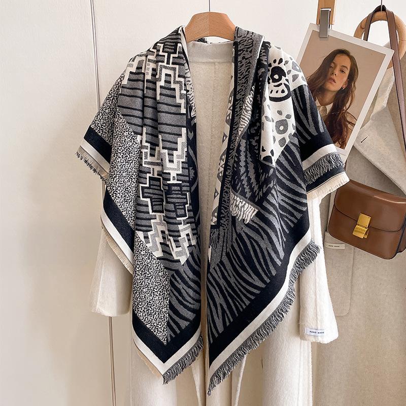 Fashion Versatile Women'S Imitation Cashmere Warm Square Scarf Printing High-End Elegant Air Conditioner Shawl Scarf