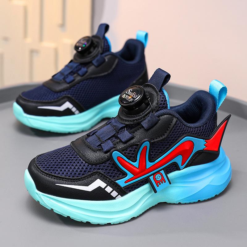 Boys 2025 spring new breathable mesh children's sports shoes medium and large children and girls versatile soft-soled running shoes