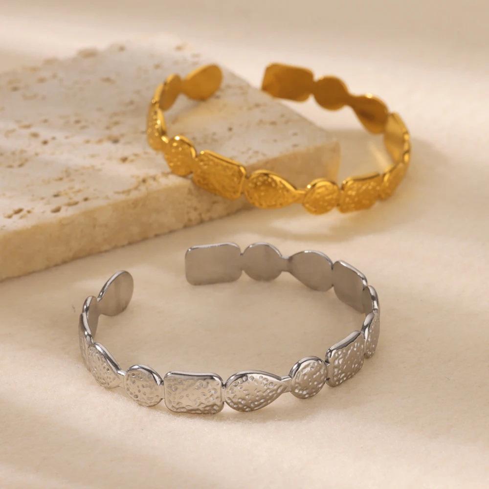 Retro Ocean-Style Conch Seashell Stainless Steel Stackable Bracelet and Ring Set