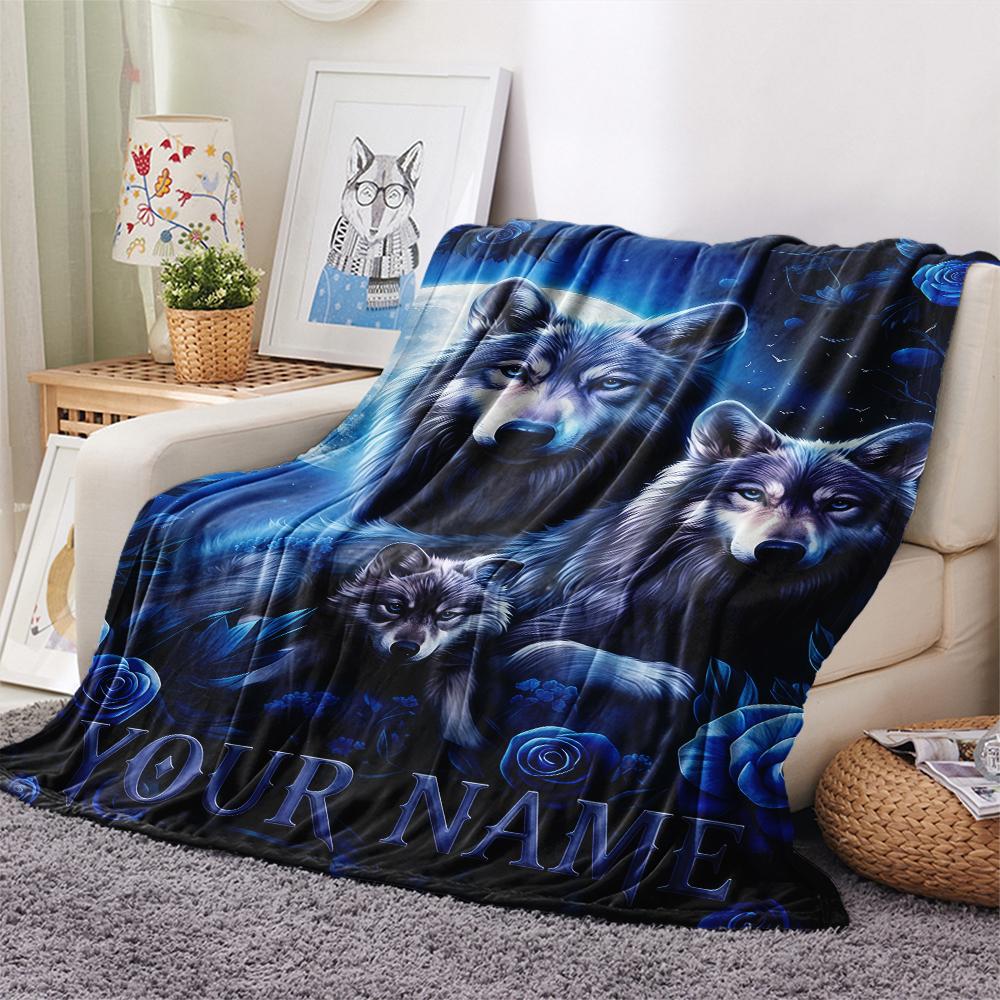 1 Stück Benutzerdefinierter Name Wolfsfamilie Mondnacht Gemustert Flanelldecke Geeignet für Alle Jahreszeiten für Heimdekoration Wärme und Komfort Geschenke Feiertagsgeschenk_lx