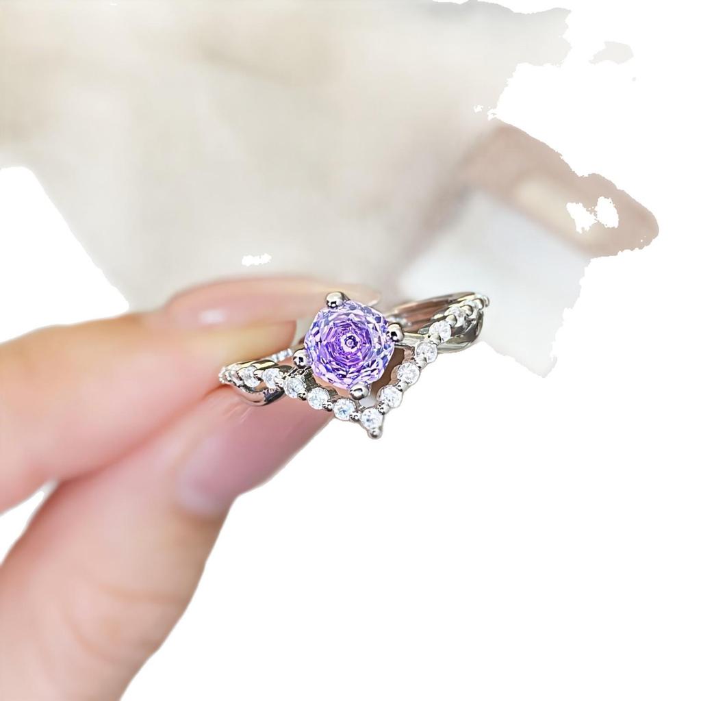Achteckiger Millennium Rosen geschliffener grüner & violetter Lepidolith Hochkohlenstoff Diamant Damenring - Ein leichter Luxus Modeartikel Gekrönt für die Liebe.