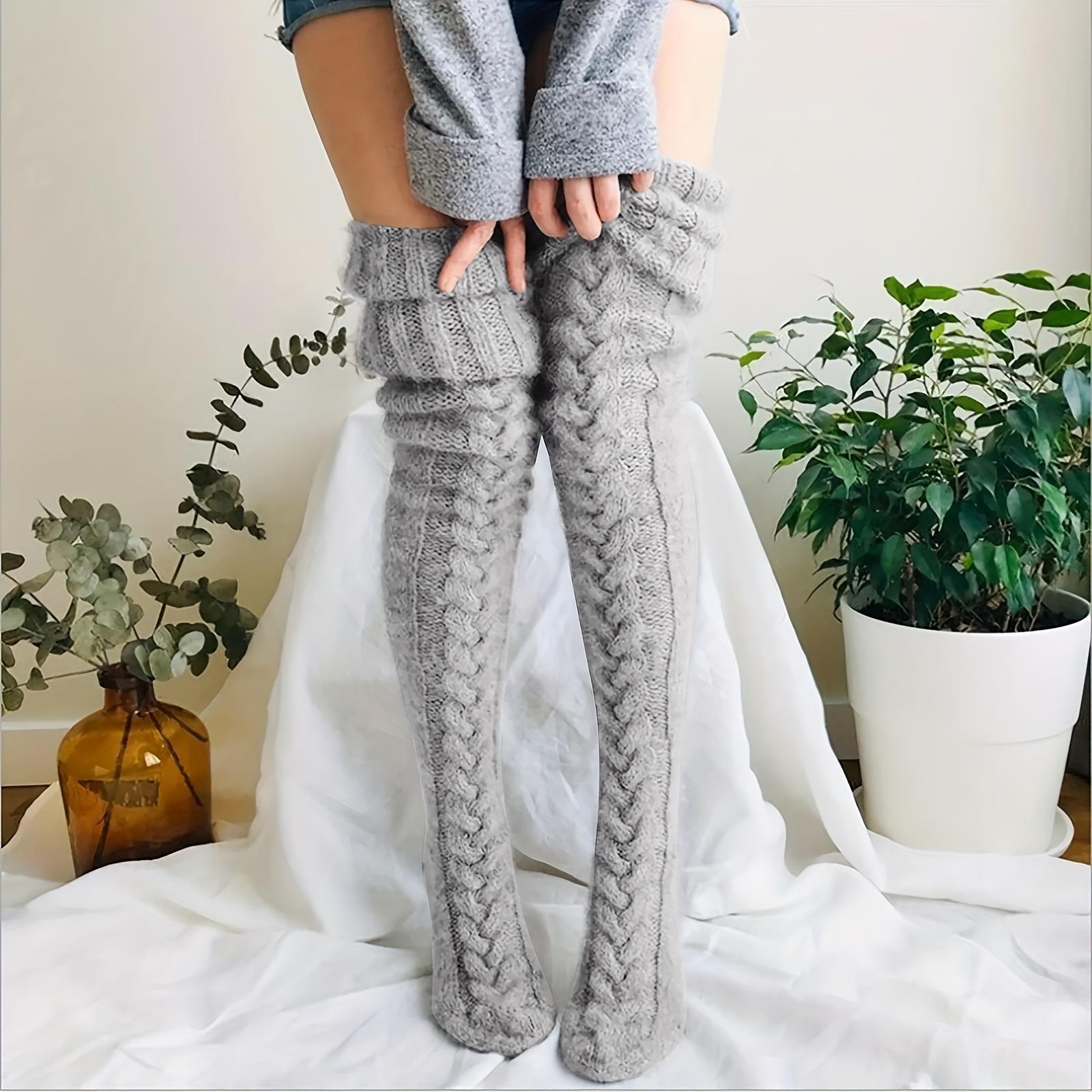 Winter Gestrickte Oberschenkelhohe Socken für Frauen Warme Dicke Kniestrümpfe und Strumpfwaren grau