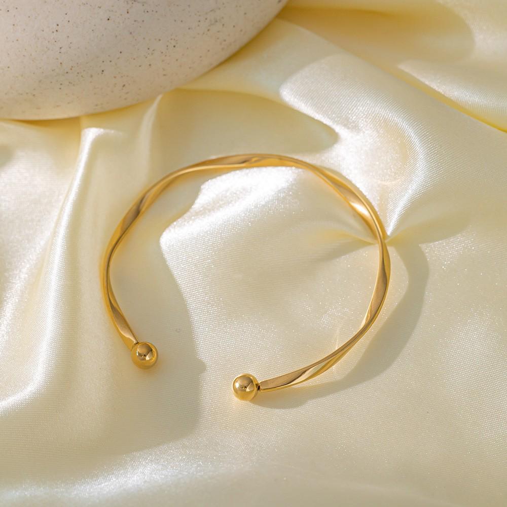 Bracciale da donna in acciaio al titanio con diamanti, placcato oro, non sbiadisce, intarsio di zirconi, alta gamma, semplice, versatile gioiello in acciaio inossidabile